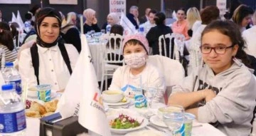 Samsun’da kanser hastaları ve aileleri iftarda buluşturuldu