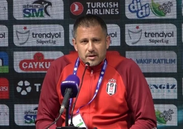 Serdar Topraktepe: “Goller sırasıyla gelince rahat bir maç geçti”
