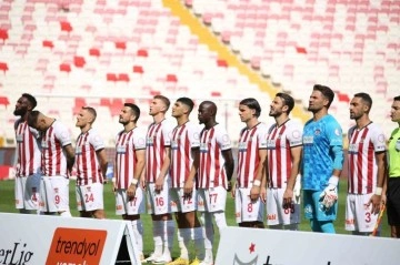 Sivasspor’da 3 futbolcu sarı kart sınırında