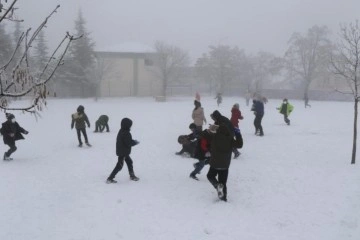 Sivas’ta eğitime kar engeli ! 30 Mart Sivas'ta okullar tatil