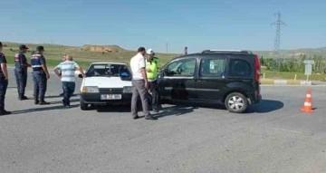 Sivas’ta iki farklı kaza: 6 yaralı