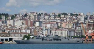 TCG YAVUZ Askeri Gemisi Samsun’da ziyaretçilerini ağırlıyor