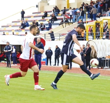 TFF 2. Lig: 68 Aksaray Belediyespor: 3 - İnegölspor: 0
