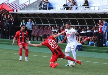 TFF 2. Lig: Karaman FK: 0 - GMG Kastamonuspor: 3
