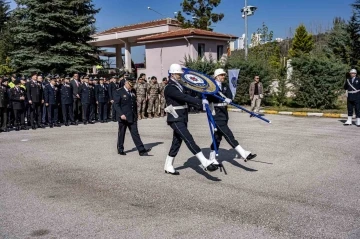 Tokat’ta Türk Polis Teşkilatı’nın 179. kuruluş yıl dönümü için çelenk sunma töreni düzenlendi

