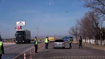 Yozgat’ta “cayrokopter” ile trafik denetimi yapıldı
