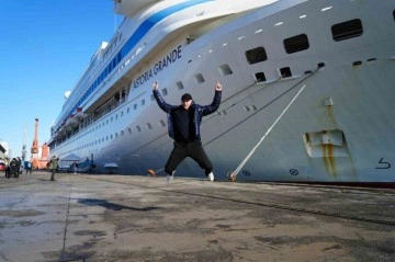 Yüzlerce Rus turisti taşıyan kruvaziyer gemi Rusya’dan Samsun’a geldi