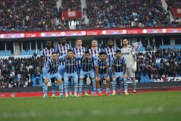 Ziraat Türkiye Kupası: Trabzonspor: 0 - RAMS Başakşehir FK: 0 (İlk yarı)
