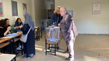 Zonguldak’ta oy verme işlemi başladı
