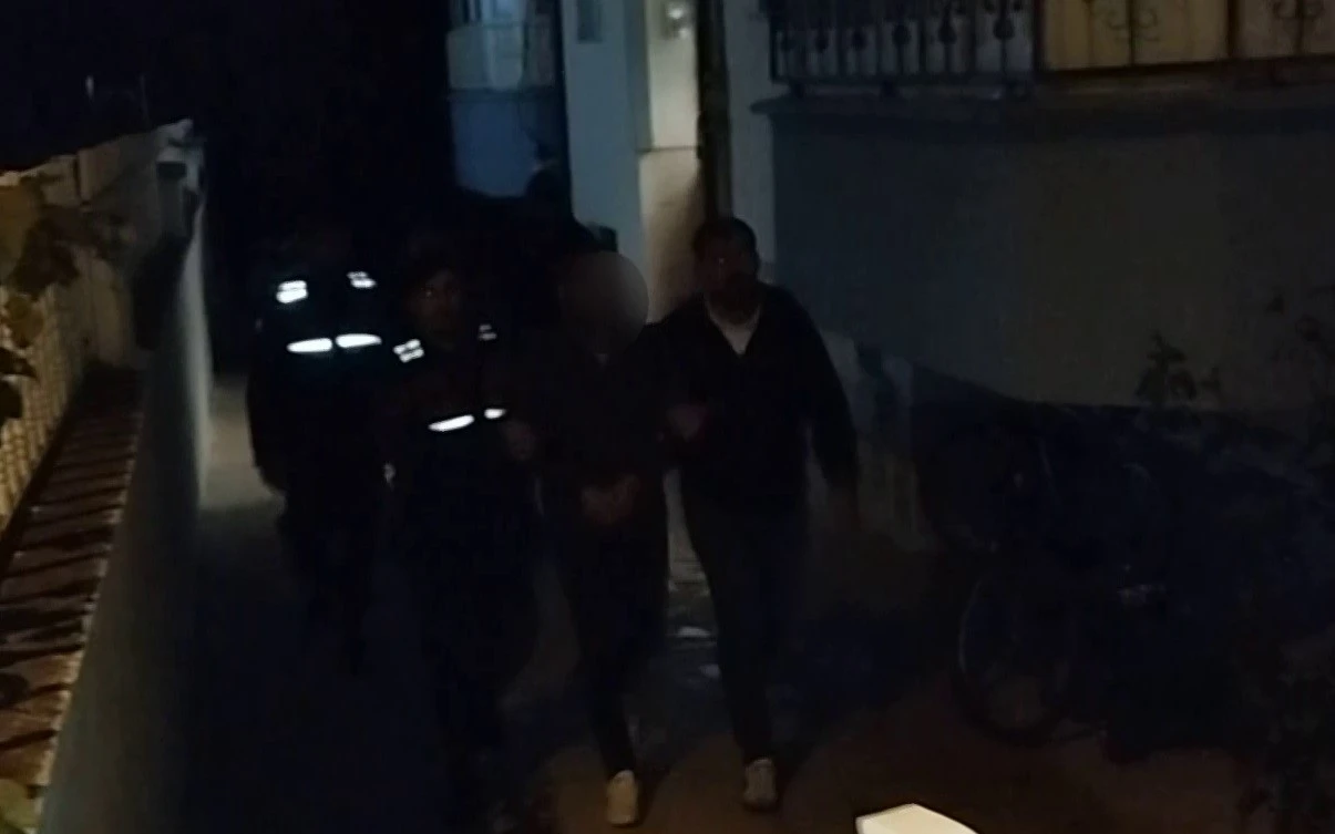 Tokat’ta beş ayrı suçtan aranan şüpheli şahıs jandarma ekiplerinin başarılı