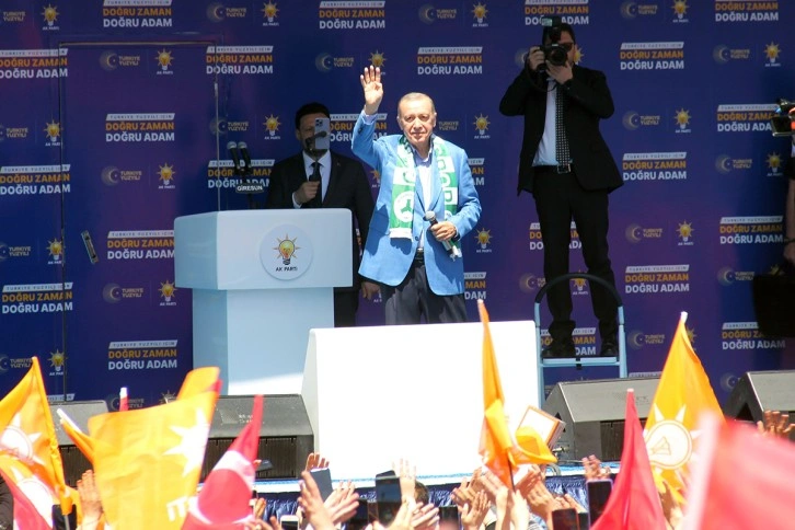 Cumhurbaşkanı Recep Tayyip Erdoğan, çarşıda pazarda yaşanan bütün pahalılıkları aşacaklarını