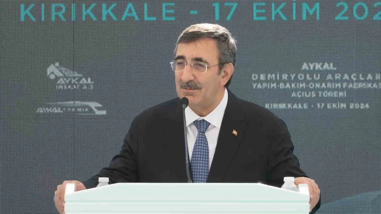 Cumhurbaşkanı yardımcısı cevdet yılmaz