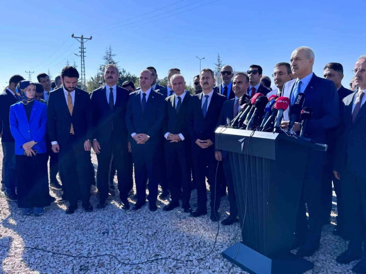 Cumhurbaşkanı yardımcısı cevdet yılmaz ve tbmm başkanı numan kurtulmuş tusaş’ı