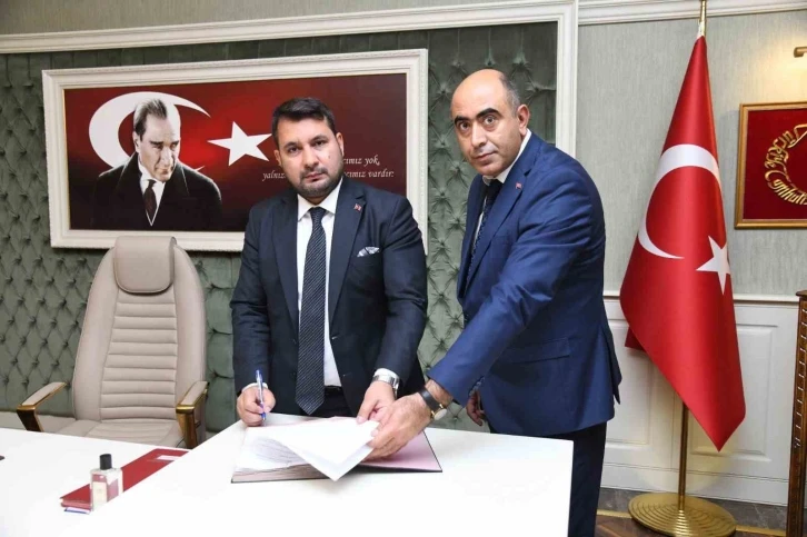 Kahramankazan belediye başkanı selim çırpanoğlu belediye bünyesinde hizmet veren memurların