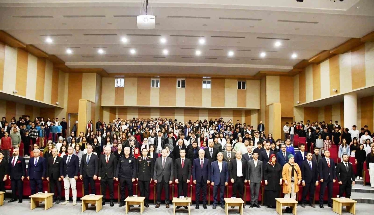 Konya’nın kulu ilçesinde 29 ekim cumhuriyet bayramı’nın 101. Yıl dönümü