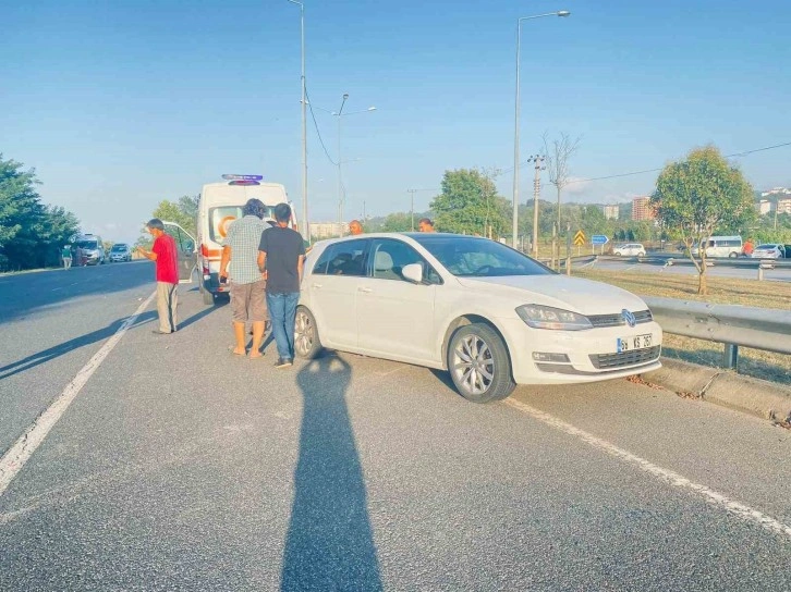 Ordu’nun Ünye ilçesinde meydana gelen trafik kazasında 1’i polis memuru