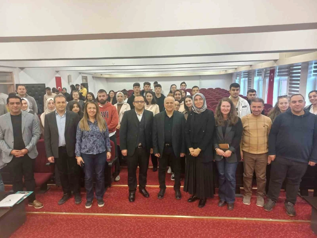 Düzce üniversitesi akçakoca turizm işletmeciliği ve otelcilik yüksekokulu tarafından sektör