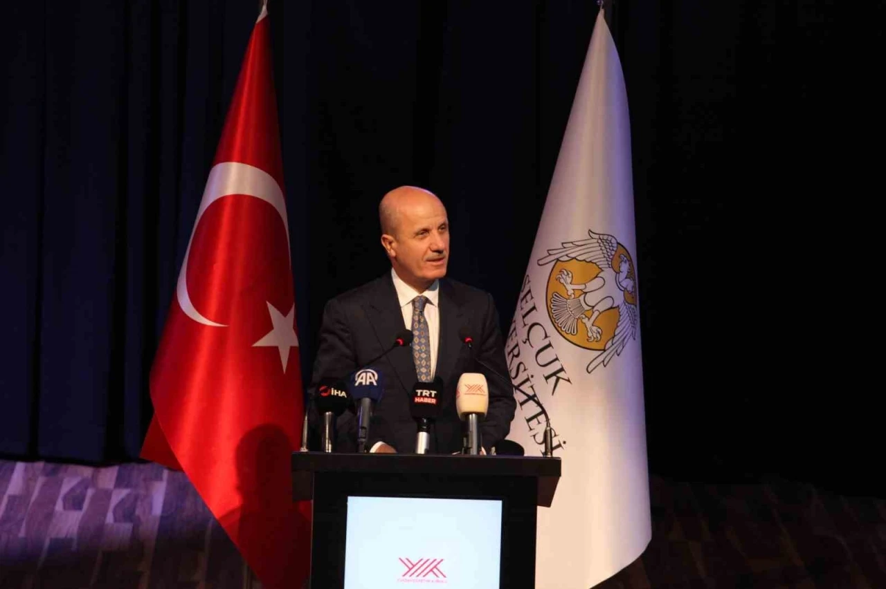 Yök başkanı erol özvar, selçuk üniversitesinin akademik yıl açılışında konuştu