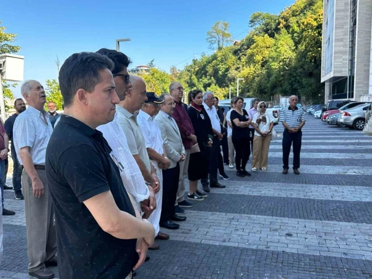 Zonguldak barosu, adliye binası önünde tören düzenleyerek hayatını kaybeden avukat