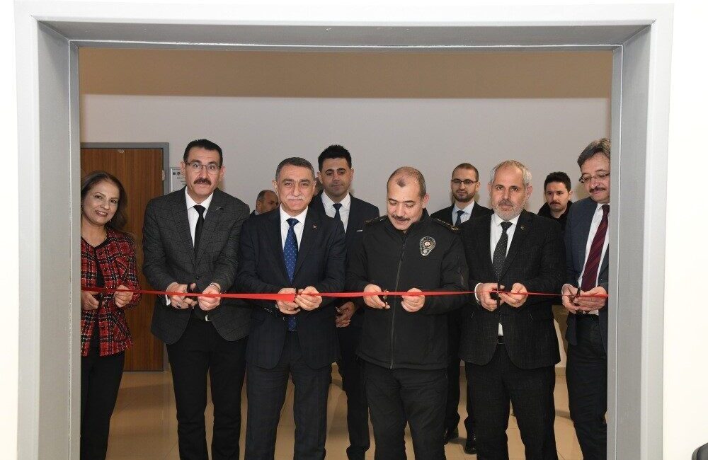 Kırşehir Emniyet Müdürlüğü ortaklığında Mühendislik Mimarlık Fakültesinde ’Dijital Sıfır Atık
