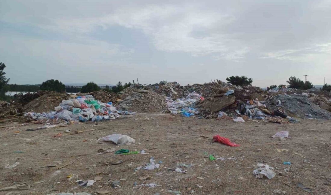 İzmir’in Gaziemir ilçesinde açık alana atık döken Gaziemir Belediyesi’ne 1