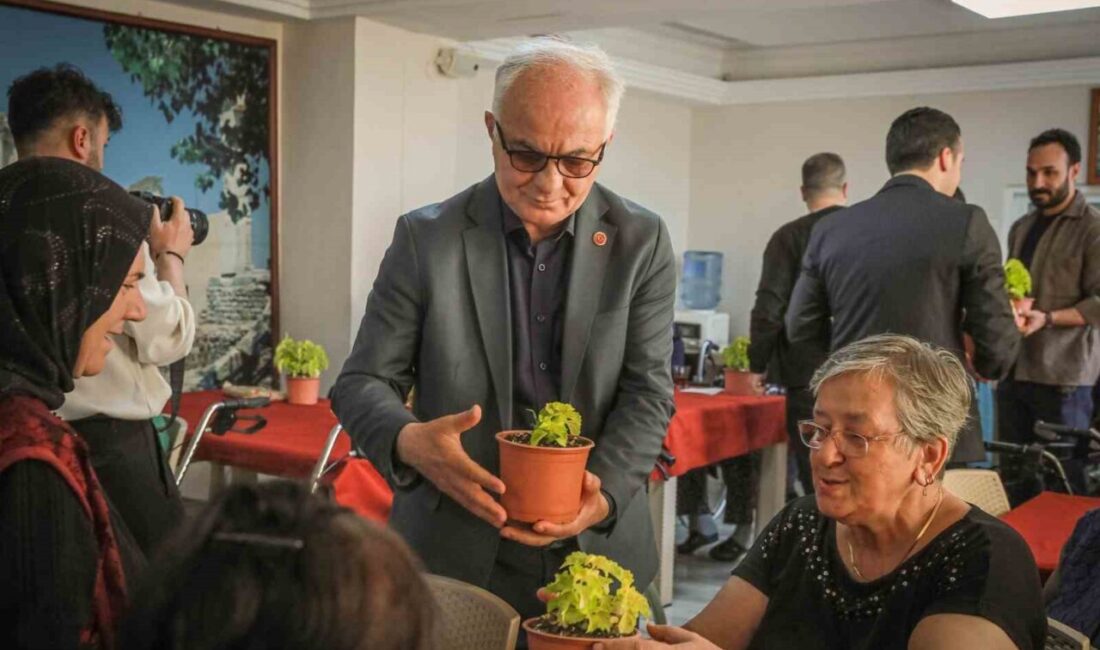 Keçiören Belediyesi’ne bağlı Gönül Köşkü Huzurevi’nde Anneler Günü kutlaması düzenlendi.