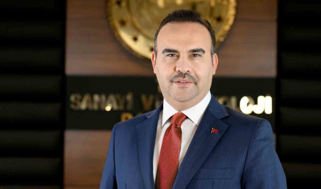 Sanayi ve Teknoloji Bakanı Mehmet Fatih Kacır, “Sanayicimizi tüm imkanlarımızla
