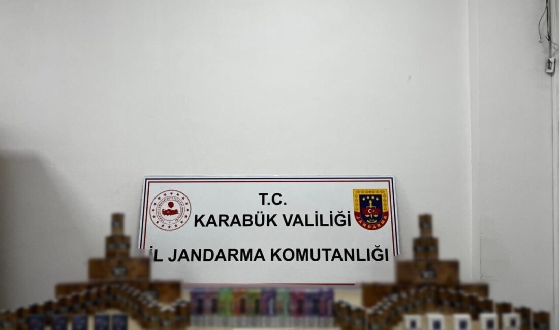 Karabük’te kaçak sigara operasyonu Karabük’te düzenlenen kaçakçılık operasyonunda bir şüphelinin üzerinde ve ikametinde yapılan