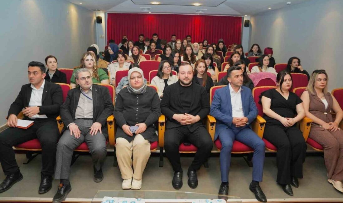 DÜZCE(İHA) – Düzce Üniversitesi sigortacılık bölümü öğrencileri Düzce Ticaret ve