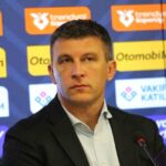 sergej jakirovic ana hedefimiz olan ligde kalma adina cok onemli bir adim attik 9212ccb488b1
