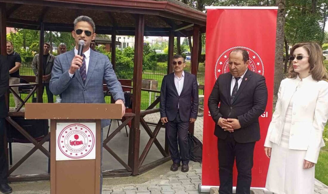 Türkiye Üniversite Sporları Federasyonu tarafından düzenlenen Üniversiteler Arası Tenis Süper